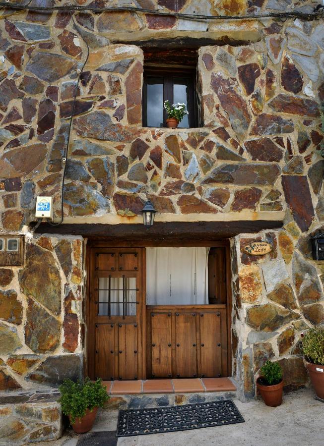 Penzion La Casita De Leire Tamajon Exteriér fotografie